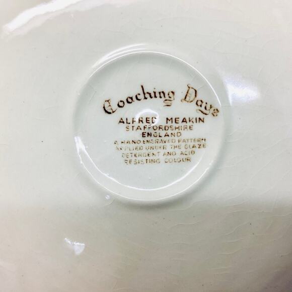 Coaching Days by Meakin - Tea Cup and Saucer Set - Picture 4 of 4